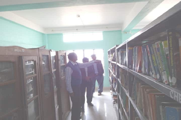 Bimala Prasad Chaliha College campus in Guwahati, Assam, India — photo 4