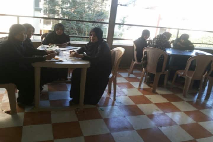 Aqsa Women's Degree College campus in Bhiwandi, Maharashtra, India — photo 5