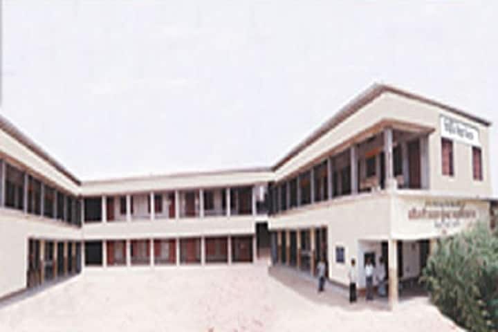 Smt Amrit Kunwar Mahavidyalaya campus in Jalaun, Uttar Pradesh, India — photo 1