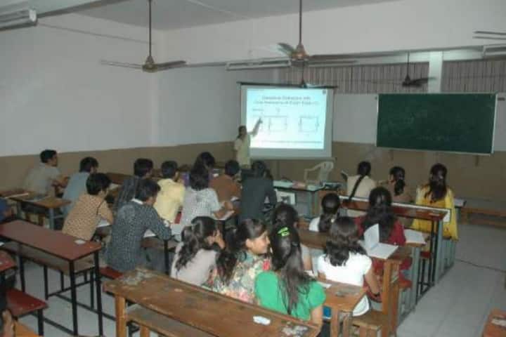 SCET Surat campus in Surat, Gujarat, India — photo 3
