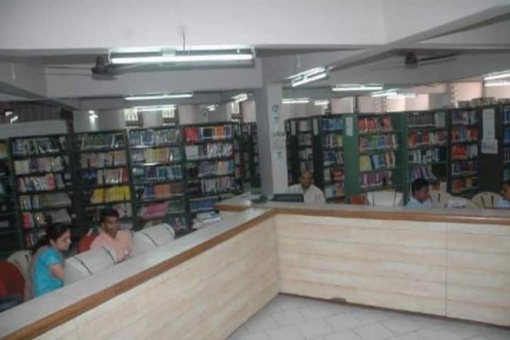SCET Surat campus in Surat, Gujarat, India — photo 5