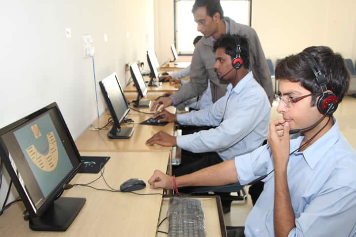 Career Point University campus in Kota, Rajasthan, India — photo 5