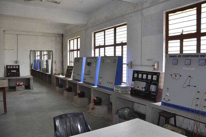 Vikas Polytechnic College campus in Bharatpur, Rajasthan, India — photo 4