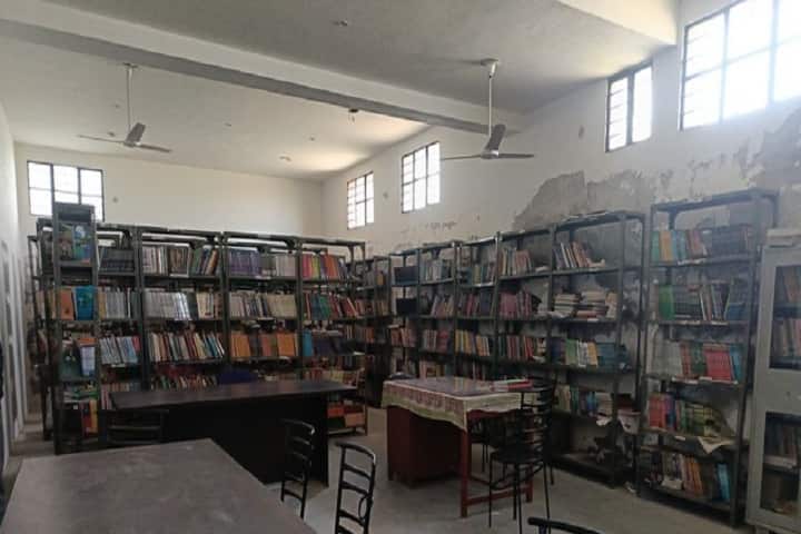 Shri Shirdi Sai Baba PG College campus in Kishangarh, Rajasthan, India — photo 4