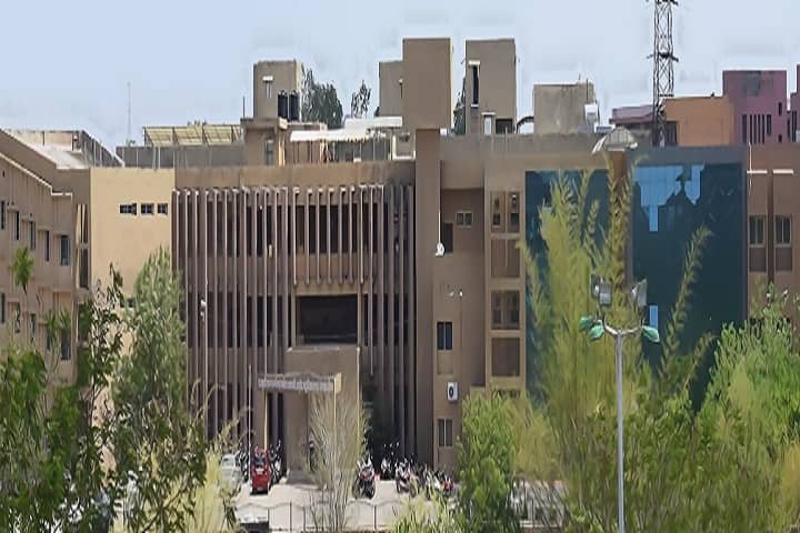 Pt Khushilal Sharma Government Autonomous Ayurveda College and Institute campus in Bhopal, Madhya Pradesh, India — photo 2