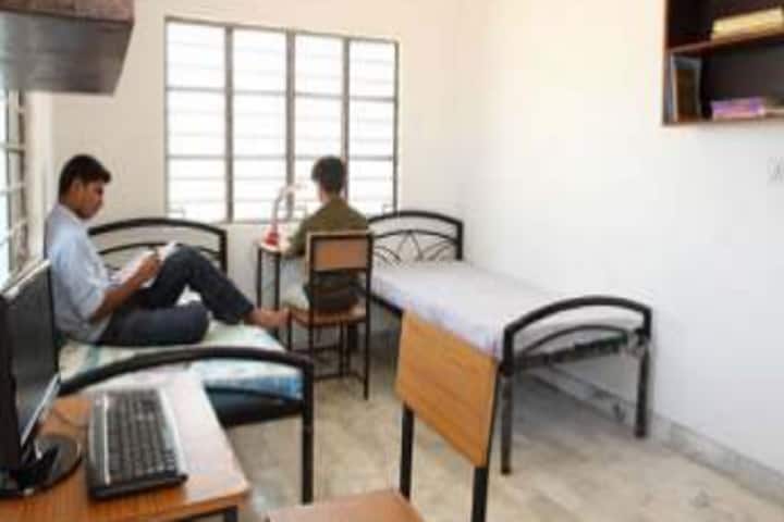 Regional Polytechnic College campus in Jaipur, Rajasthan, India — photo 4