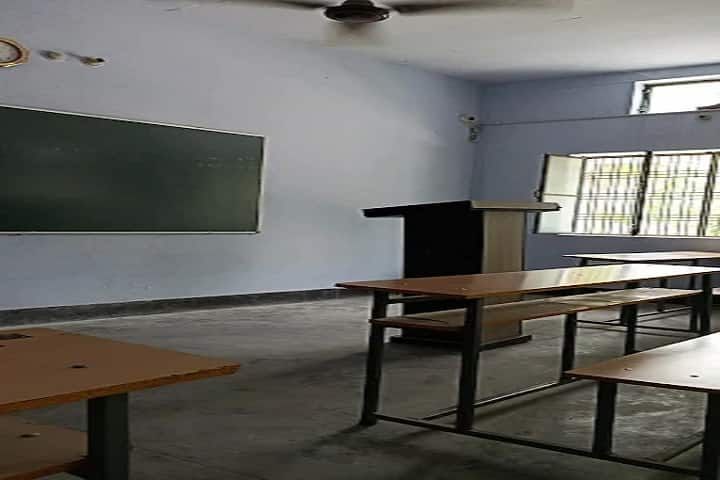 Kunwari Chandrawati Mahavidyalaya campus in Faizabad, Uttar Pradesh, India — photo 4