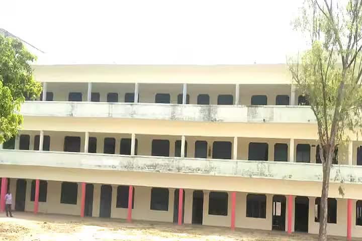 Mahatma Buddh Mahavidyalaya campus in Kaushambi, Uttar Pradesh, India — photo 2
