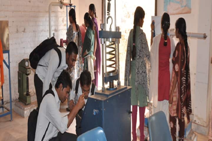 Dungarpur College of Engineering and Technology campus in Dungarpur, Rajasthan, India — photo 2