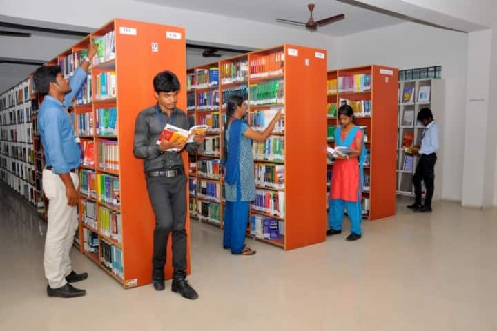 AVS College of Technology campus in Salem, Tamil Nadu, India — photo 2