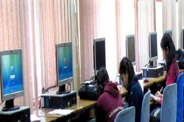 Delhi School of Economics campus in New Delhi, Delhi, India — photo 3