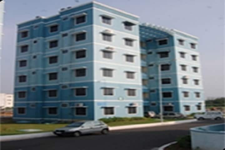 SRM Institute of Science and Technology campus in Tiruchirappalli, Tamil Nadu, India — photo 4