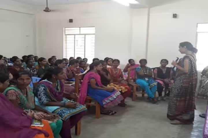 Kasthurba College for Women campus in Puducherry, India — photo 1