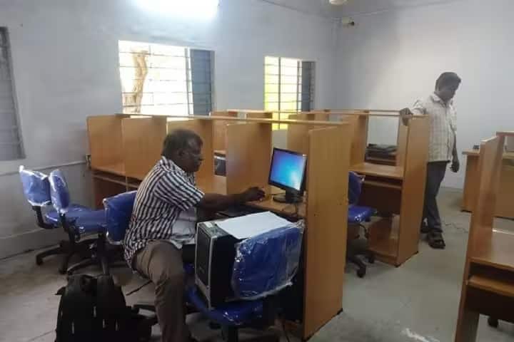 Kasthurba College for Women campus in Puducherry, India — photo 3