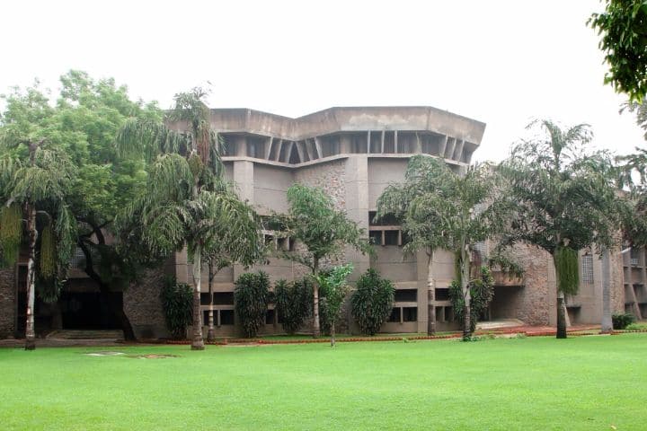 DFS Delhi campus in New Delhi, Delhi, India