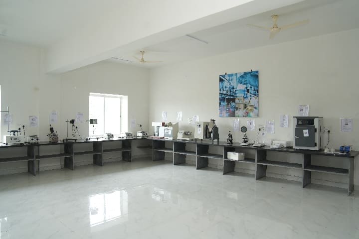 Shri Dhanaji Shelke College of Pharmacy campus in Pune, Maharashtra, India — photo 2