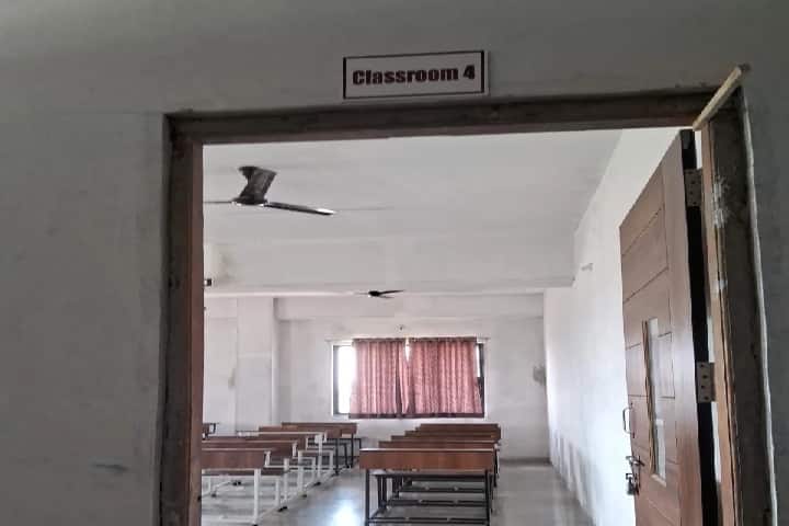 Dr BB Khaladkar College of Pharmacy campus in Pune, Maharashtra, India — photo 2