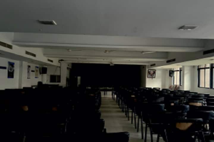 SM Joshi College of Physiotherapy campus in Ratnagiri, Maharashtra, India — photo 4