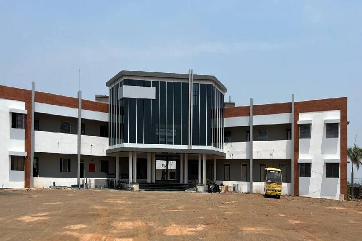 Shobha Babar Institute of Nursing campus in Sangli, Maharashtra, India — photo 1