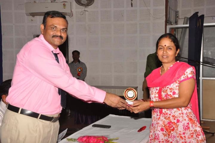 Sheth Purushottamdas Thakordas Arts and Science College campus in Panchmahal, Gujarat, India — photo 2