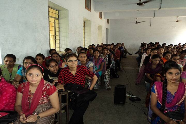 Shri PHG Municipal Arts and Science College campus in Gandhinagar, Gujarat, India — photo 6