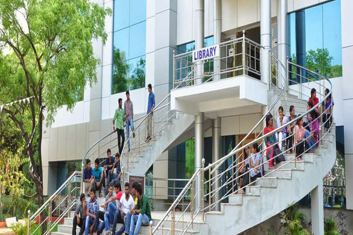 National College campus in Tiruchirappalli, Tamil Nadu, India — photo 2