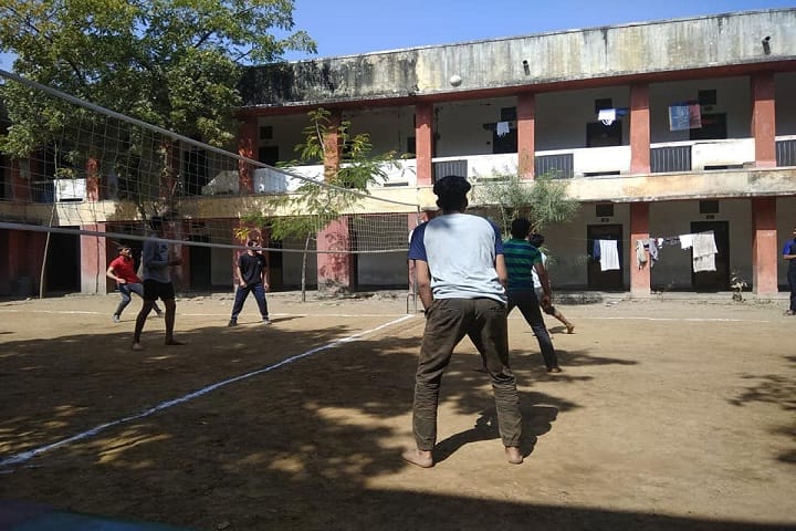 Madan Mohan Malviya Government Ayurved College campus in Udaipur, Rajasthan, India — photo 2