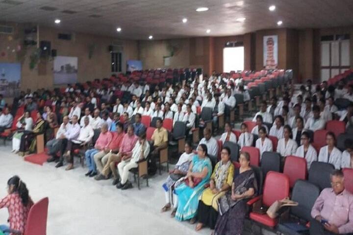 Madan Mohan Malviya Government Ayurved College campus in Udaipur, Rajasthan, India — photo 3