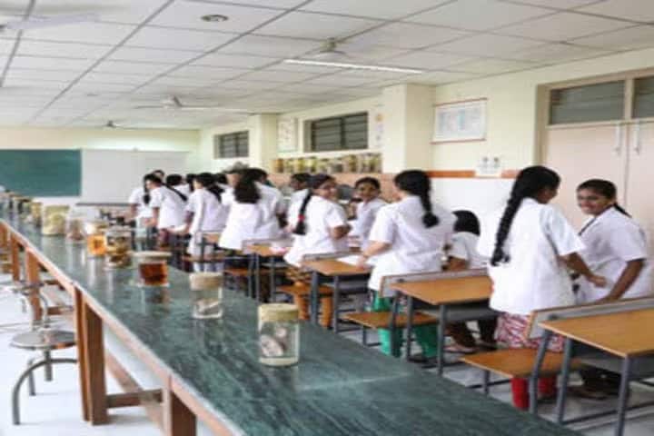 Dr BRKR Government Ayurved Medical College campus in Hyderabad, Telangana, India — photo 2