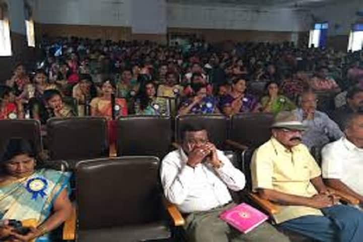 Dr BRKR Government Ayurved Medical College campus in Hyderabad, Telangana, India — photo 3
