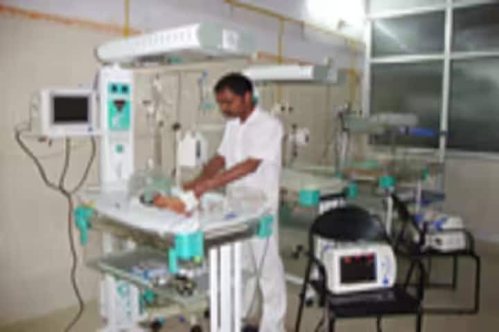 Major SD Singh Medical College and Hospital campus in Fatehgarh, Uttar Pradesh, India — photo 1
