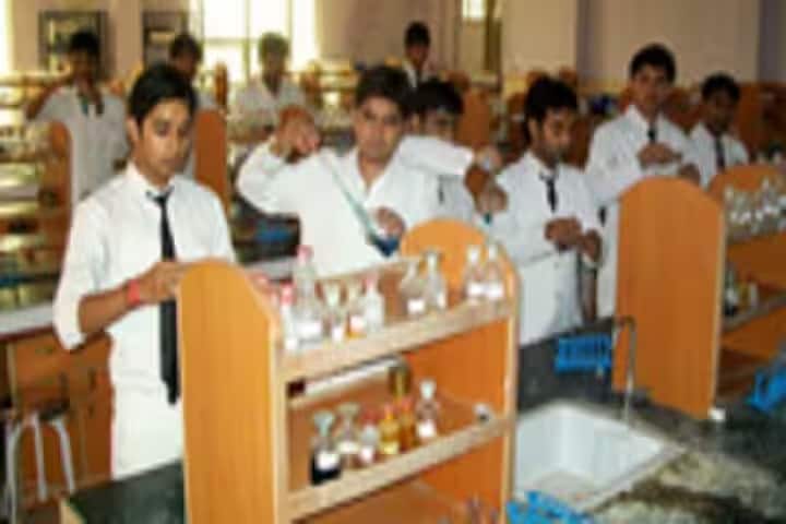 Major SD Singh Medical College and Hospital campus in Fatehgarh, Uttar Pradesh, India — photo 2