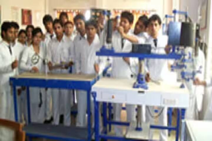 Major SD Singh Medical College and Hospital campus in Fatehgarh, Uttar Pradesh, India — photo 3