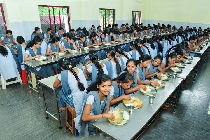 Saint Mary's Syrian College campus in Udupi, Karnataka, India — photo 2