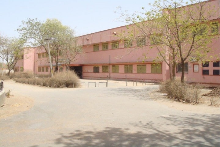 Manikya Lal Verma Government College campus in Bhilwara, Rajasthan, India — photo 1