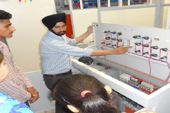 Institute of Engineering and Technology campus in Ropar, Punjab, India — photo 6