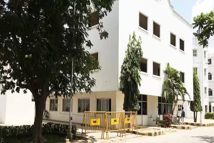 Sri Muthukumaran Institute of Technology, Chennai campus in Chennai, Tamil Nadu, India