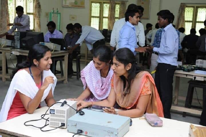 Sri Muthukumaran Institute of Technology campus in Chennai, Tamil Nadu, India — photo 2