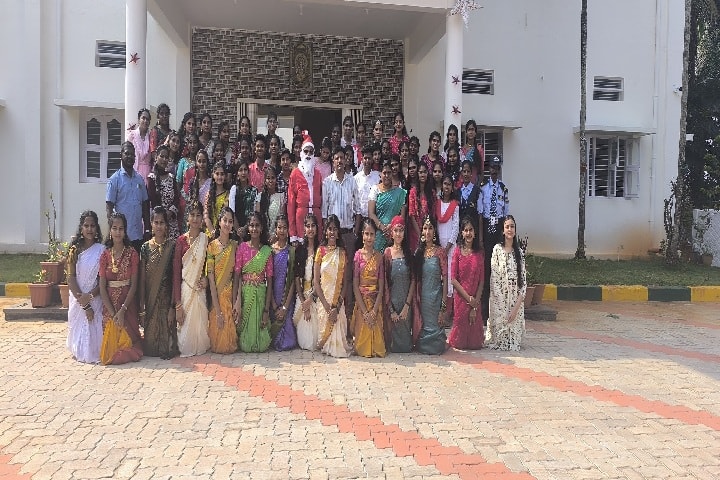 Sarji Institute of Nursing Sciences campus in Shimoga, Karnataka, India — photo 6