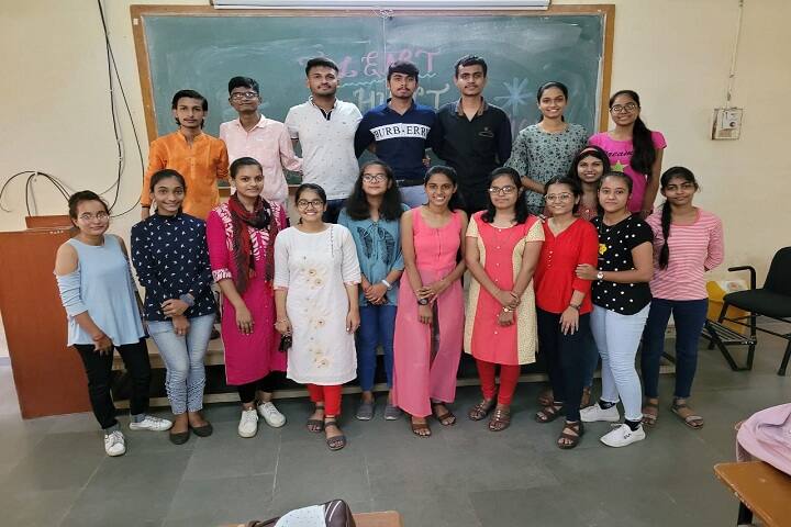Smt TJ Patel English Medium Commerce College campus in Kheda, Gujarat, India — photo 6