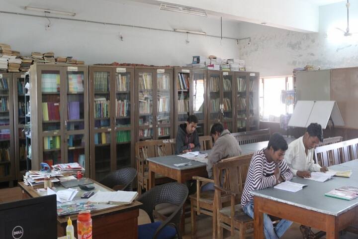 Navjivan Science College campus in Dahod, Gujarat, India — photo 3
