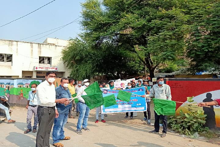 Navjivan Science College campus in Dahod, Gujarat, India — photo 5