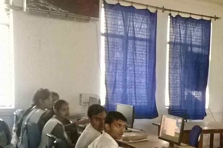 Chhatrapati Shahu Ji Maharaj Government Polytechnic campus in Ambedkar Nagar, Uttar Pradesh, India — photo 6