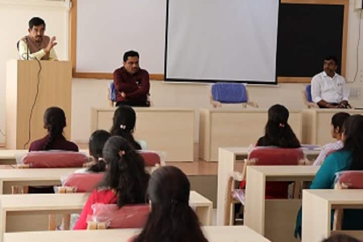 JSS Shri Manjunatheshwara MCA Institute campus in Dharwad, Karnataka, India — photo 2