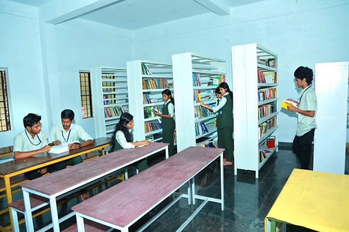 Sree Narayana Guru College of Advanced Studies campus in Thrissur, Kerala, India — photo 3