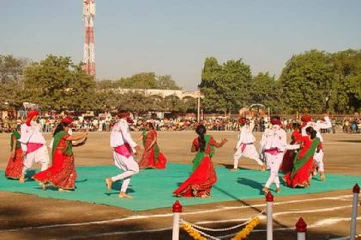 MB Arts and Commerce College campus in Gondal, Gujarat, India — photo 2