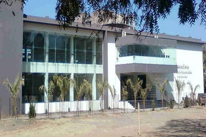 Shri GK and CK Bosamia Arts and Commerce college campus in Jetpur, Gujarat, India — photo 4