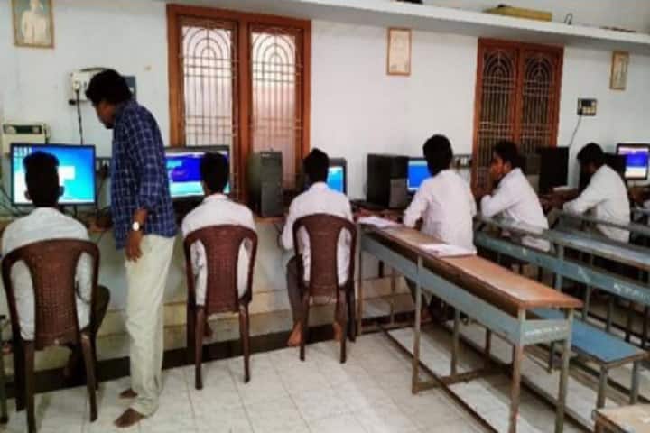 Viswakavi Vemana Government Degree College campus in East Godavari, Andhra Pradesh, India — photo 3