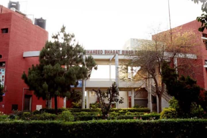 Shaheed Bhagat Singh College campus in New Delhi, Delhi, India — photo 1