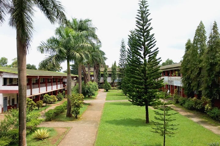 Tunga Mahavidyalaya campus in Thirthahalli, Karnataka, India — photo 1